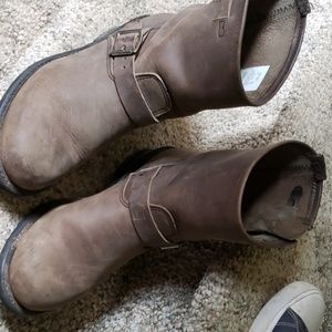 Brown Leather Short Boots. Great with jeans